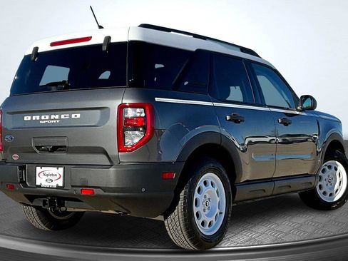 Used 2024 Ford Bronco Sport Heritage w/ Heritage Convenience Package image 2