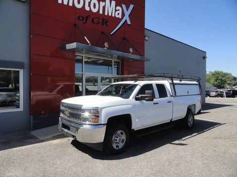 Used 2019 Chevrolet Silverado 2500 W/T w/ WT Convenience Package RWD image 1