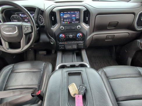 Used 2020 GMC Sierra 2500 Denali w/ Denali Ultimate Package AWD/4WD image 34