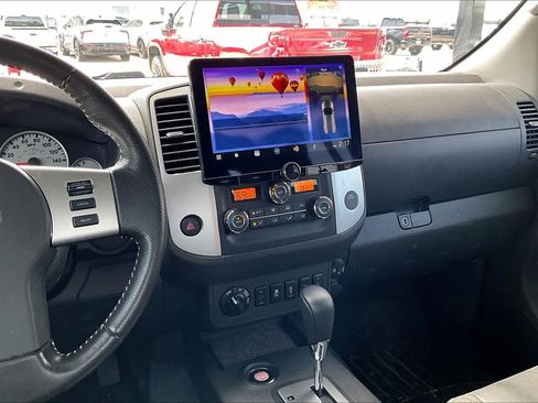 Used 2020 Nissan Frontier PRO-4X w/ Pro-4x Utility Package image 6