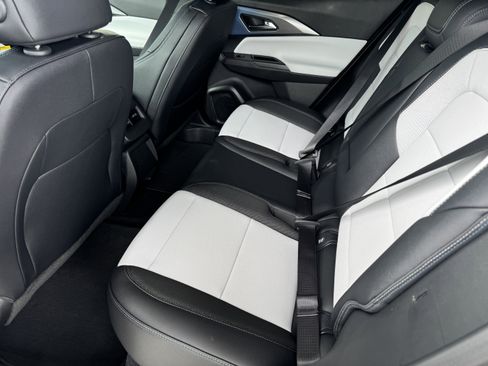 New 2026 Chevrolet Equinox EV LT image 14