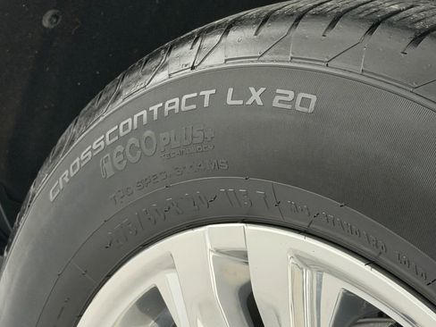 Used 2024 GMC Yukon XL Denali w/ Advanced Technology Package RWD image 57