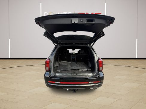 Used 2024 Hyundai Palisade Calligraphy image 32