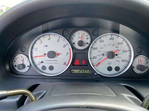 Used 2004 MAZDA MX-5 Miata MAZDASPEED w/ Grand Touring Pkg RWD image 30
