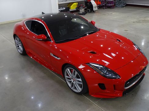 Used 2016 Jaguar F-TYPE R AWD/4WD image 20