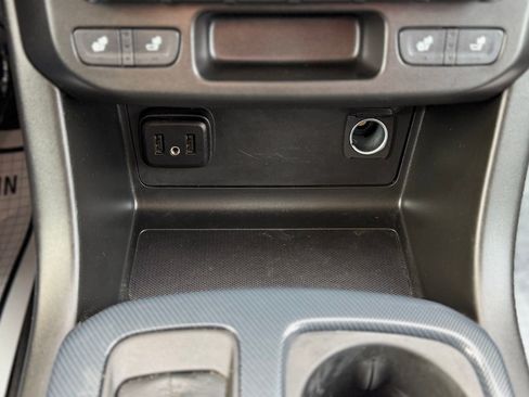 Used 2022 Chevrolet Colorado Z71 image 18