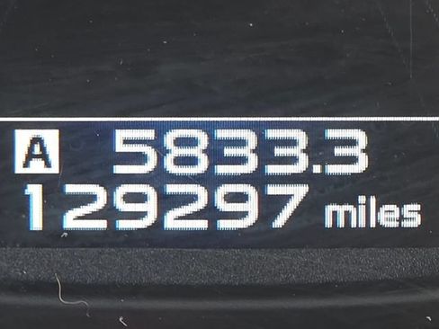 Used 2013 Subaru Outback 2.5i Limited AWD/4WD image 24