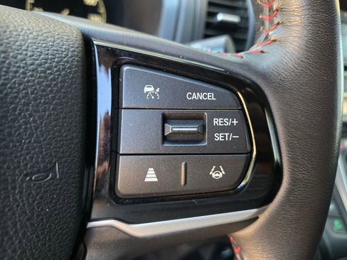 Used 2025 Honda Odyssey Sport-L image 12