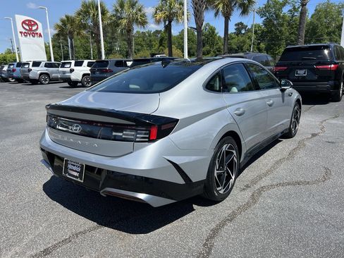 Used 2024 Hyundai Sonata SEL w/ Convenience Package image 10