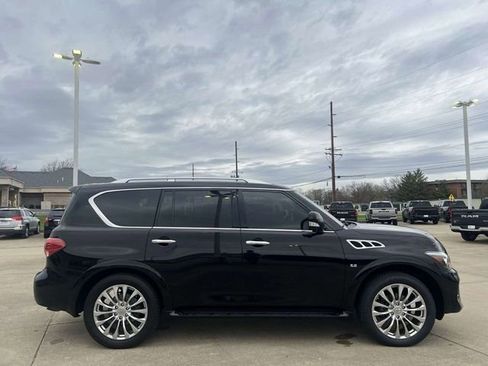 Used 2017 INFINITI QX80 4WD w/ Driver Assistance Package image 4