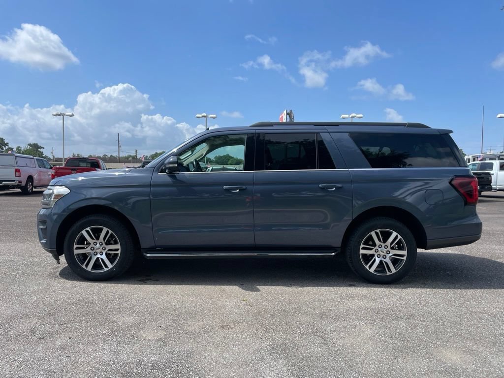 Used 2023 Ford Expedition Max XLT RWD image 5