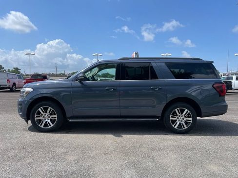 Used 2023 Ford Expedition Max XLT RWD image 5