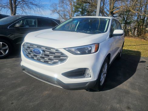 Used 2022 Ford Edge SEL w/ Convenience Package AWD/4WD image 2