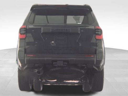 Used 2025 Toyota 4Runner TRD Off-Road image 4