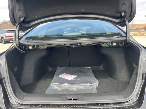 New 2026 Nissan Sentra SV w/ SV Convenience Package FWD image 26