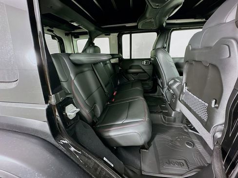 New 2026 Jeep Wrangler Unlimited Rubicon image 35