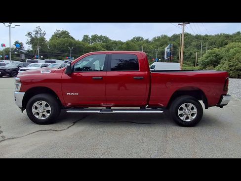 Used 2026 RAM 2500 Big Horn AWD/4WD image 5