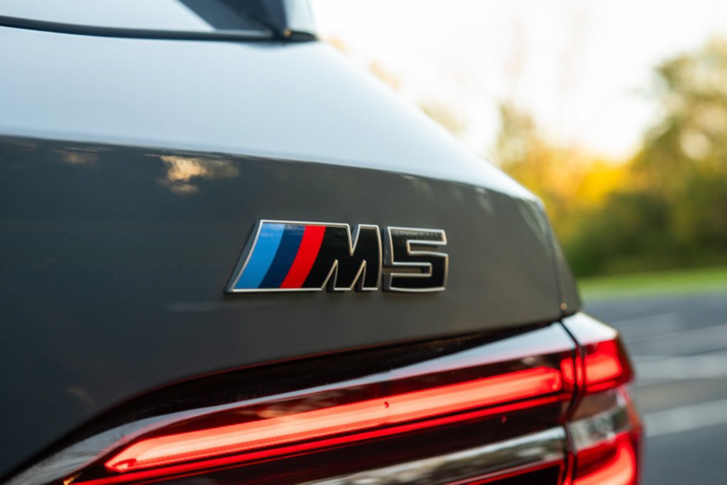 Used 2026 BMW M5 Touring AWD/4WD image 9