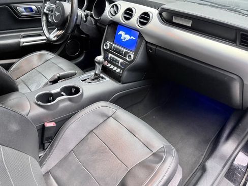 Used 2021 Ford Mustang GT Premium w/ Black Accent Package RWD image 11