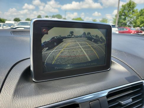 Used 2015 MAZDA MAZDA3 s Touring FWD image 17