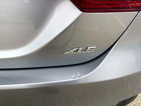 Used 2023 Toyota Camry XLE FWD image 10