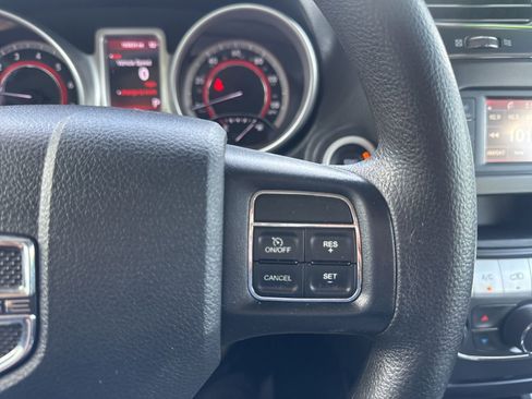Used 2013 Dodge Journey SXT w/ Flexible Seating Group FWD image 25