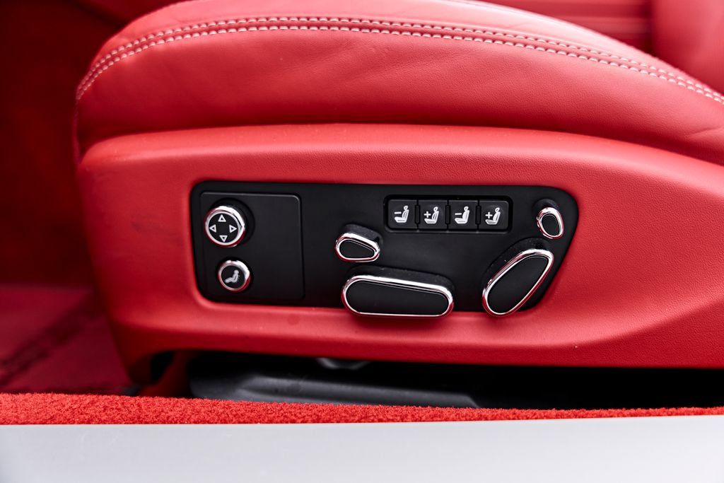 Used 2023 Bentley Continental GT V8 AWD/4WD image 48