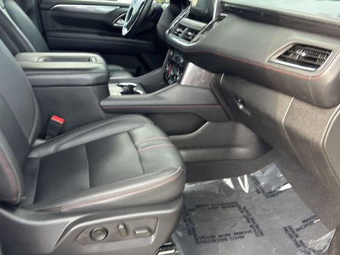 Certified 2024 Chevrolet Suburban RST image 23