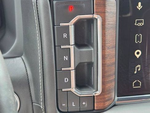 Certified 2024 GMC Yukon XL Denali Ultimate AWD/4WD image 30