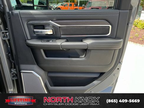 New 2026 RAM 2500 Laramie AWD/4WD image 27