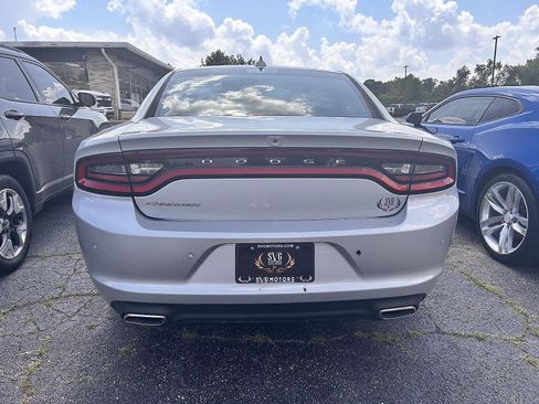 Used 2023 Dodge Charger SXT image 8