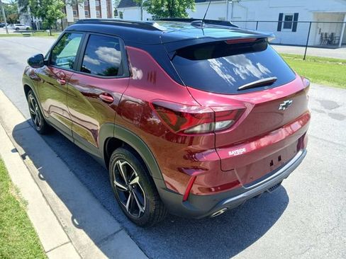 Used 2022 Chevrolet TrailBlazer RS w/ Sun and Liftgate Package AWD/4WD image 14