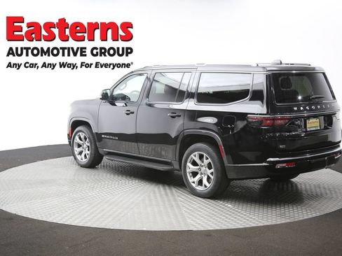 Used 2022 Jeep Wagoneer Series II AWD/4WD image 64