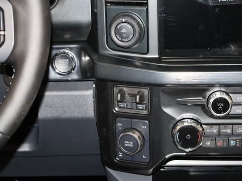 New 2025 Ford F350 Lariat w/ Lariat Ultimate Package image 22