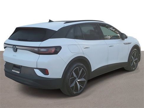 Used 2023 Volkswagen ID.4 Pro S image 4