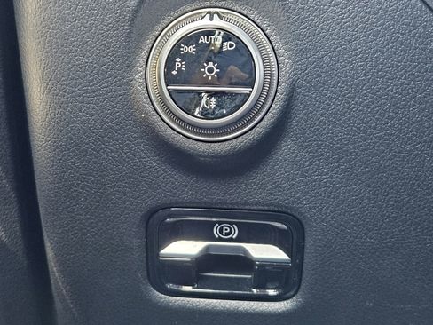 Certified 2025 Mercedes-Benz C 300 C 300 image 22