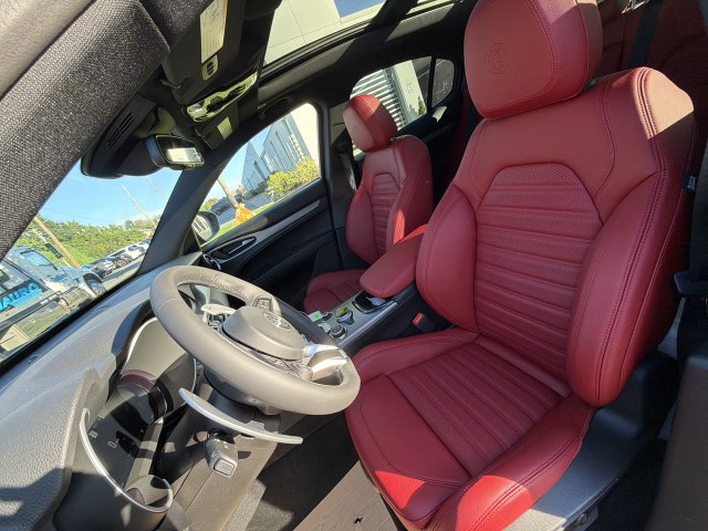 New 2026 Alfa Romeo Stelvio Sprint w/ Convenience Package AWD/4WD image 11