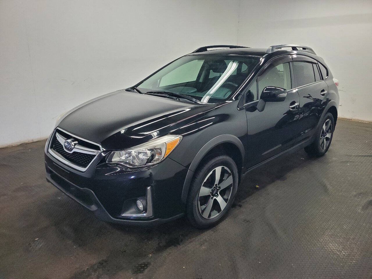 Used 2016 Subaru Crosstrek Touring w/ Popular Package #2 AWD/4WD image 1