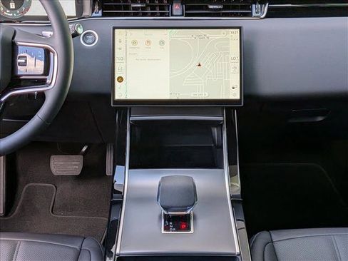 New 2026 Land Rover Range Rover Evoque S image 11