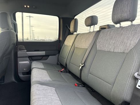 Used 2023 Ford F250 XLT w/ XLT Premium Package image 15