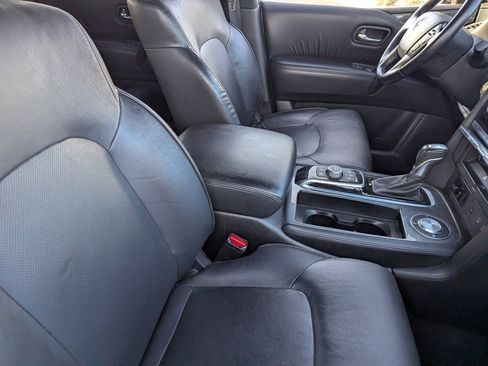 Certified 2023 Nissan Armada SL w/ Midnight Edition Package image 11