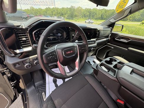 Used 2025 GMC Sierra 1500 Elevation AWD/4WD image 30