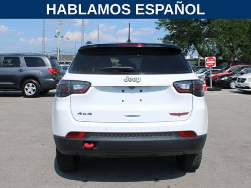Used 2025 Jeep Compass Trailhawk w/ Trailhawk Elite Group AWD/4WD image 4