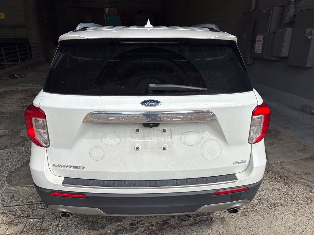Used 2020 Ford Explorer Limited AWD/4WD image 4
