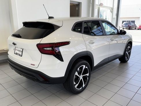 New 2026 Chevrolet Trax RS w/ Driver Confidence Package image 29