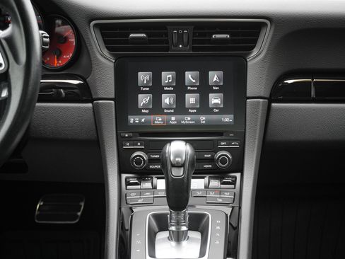 Used 2018 Porsche 911 Carrera T image 32