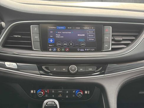 Used 2021 Buick Enclave Premium w/ Sun and Sites Package AWD/4WD image 16