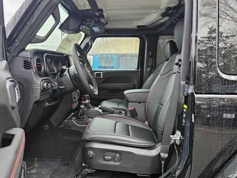 New 2026 Jeep Wrangler Rubicon image 17