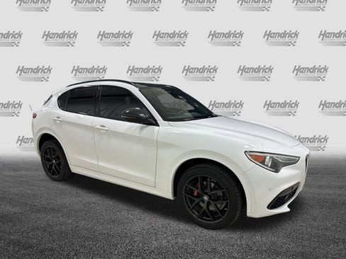 Used 2020 Alfa Romeo Stelvio Ti Sport w/ Quick Order Package 22S Sport image 2