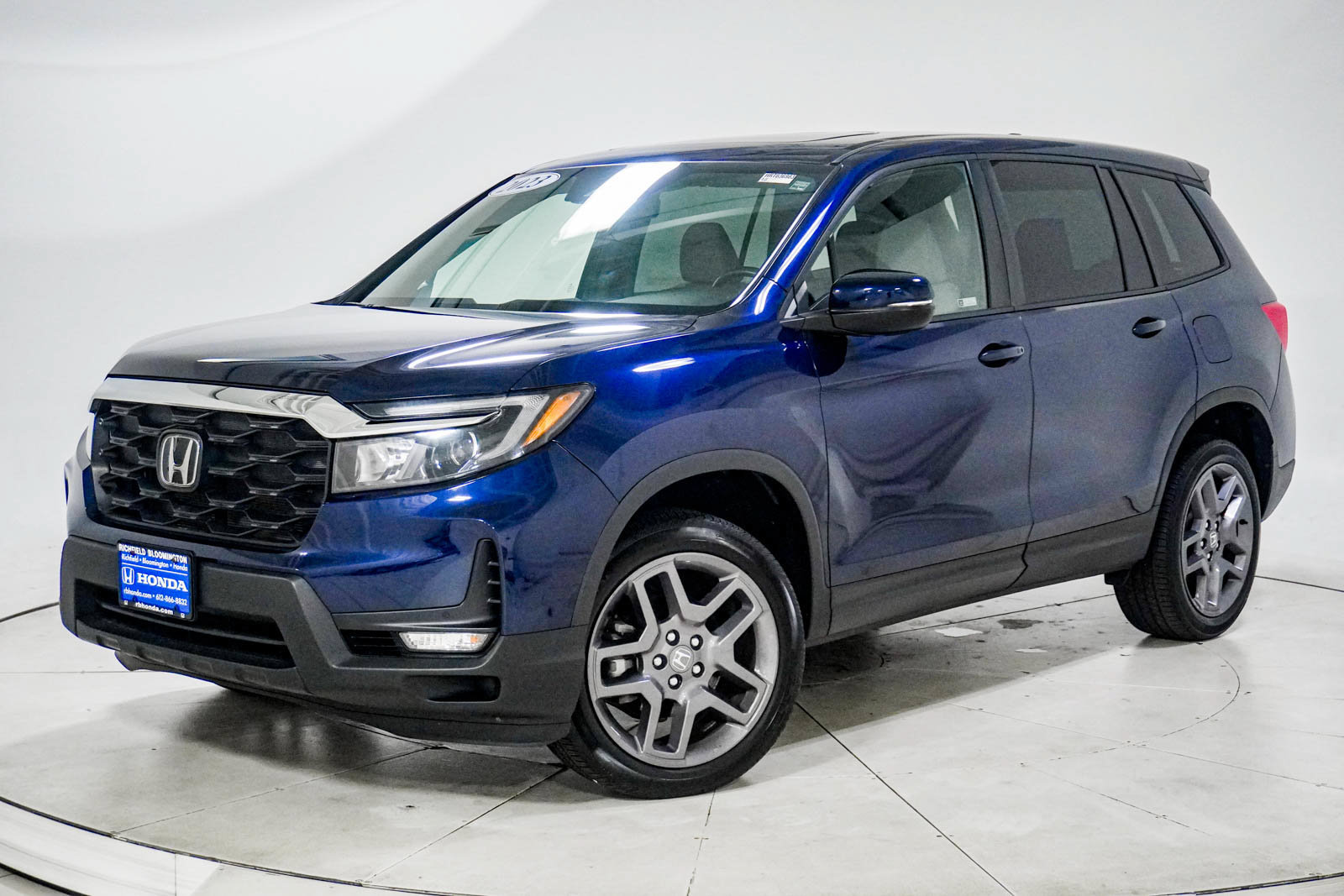 Used 2023 Honda Passport EX-L image 1